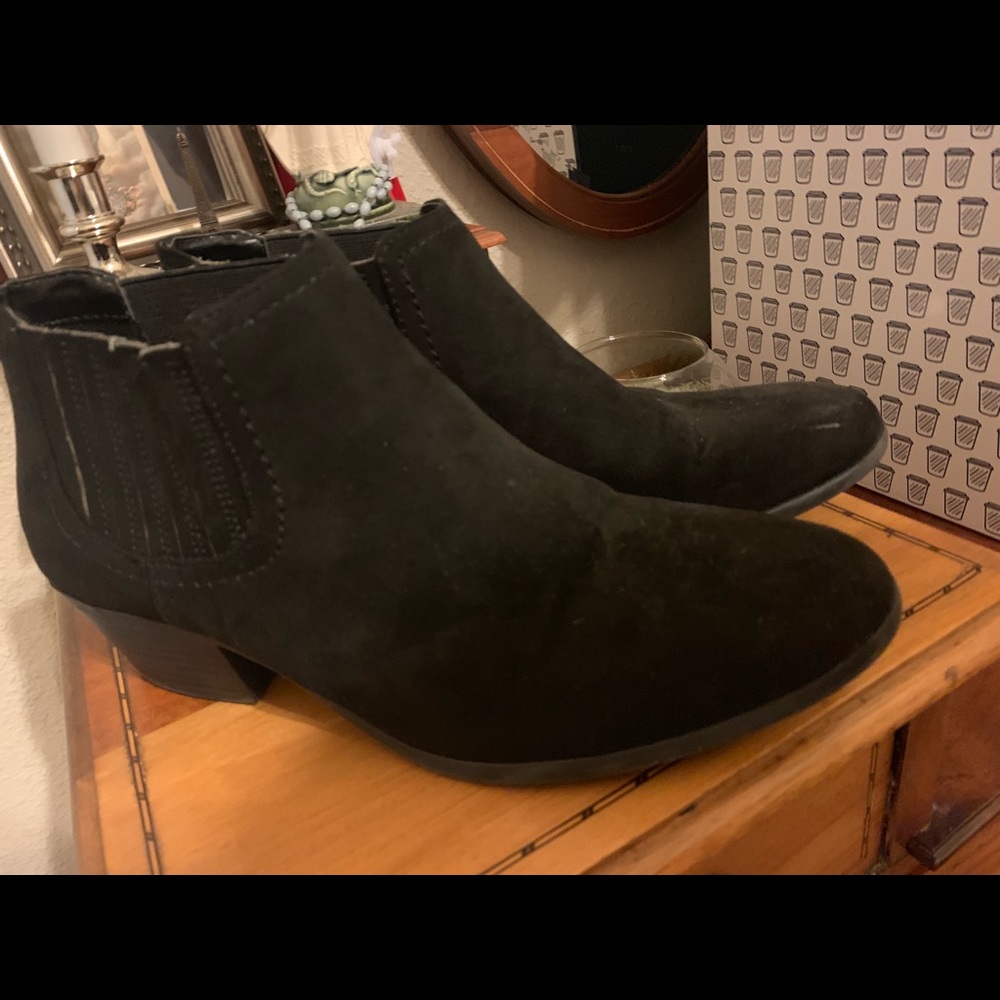 American Eagle Black Booties